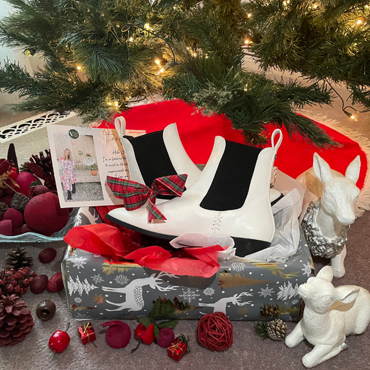 Embrace Ethical Luxury: Voes Vegan Harlow Designer Chelsea Boots as a Stylish Christmas Gift
